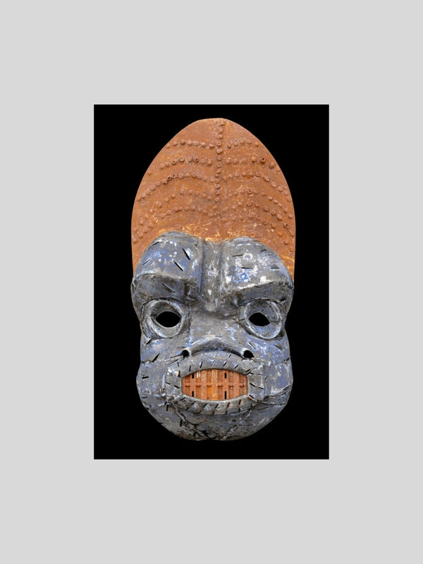Gorilla, 17" x 8.5" x 3.5" Sculpture Jeff Mann