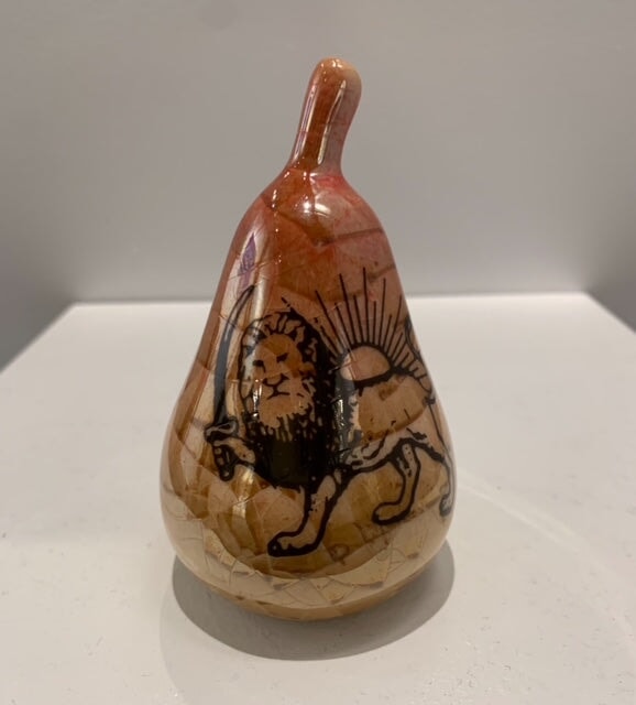 Pear_Regular/Small, 4"x 2.50" x 2" Artwork Reza