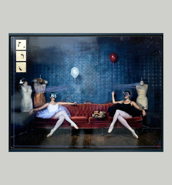 Le Bavardage, 36" x 48" Photograph M. Jones