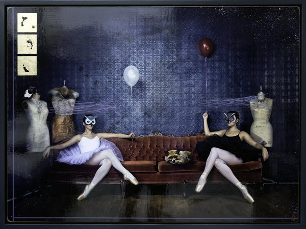 Le Bavardage, 36" x 48" Photograph M. Jones